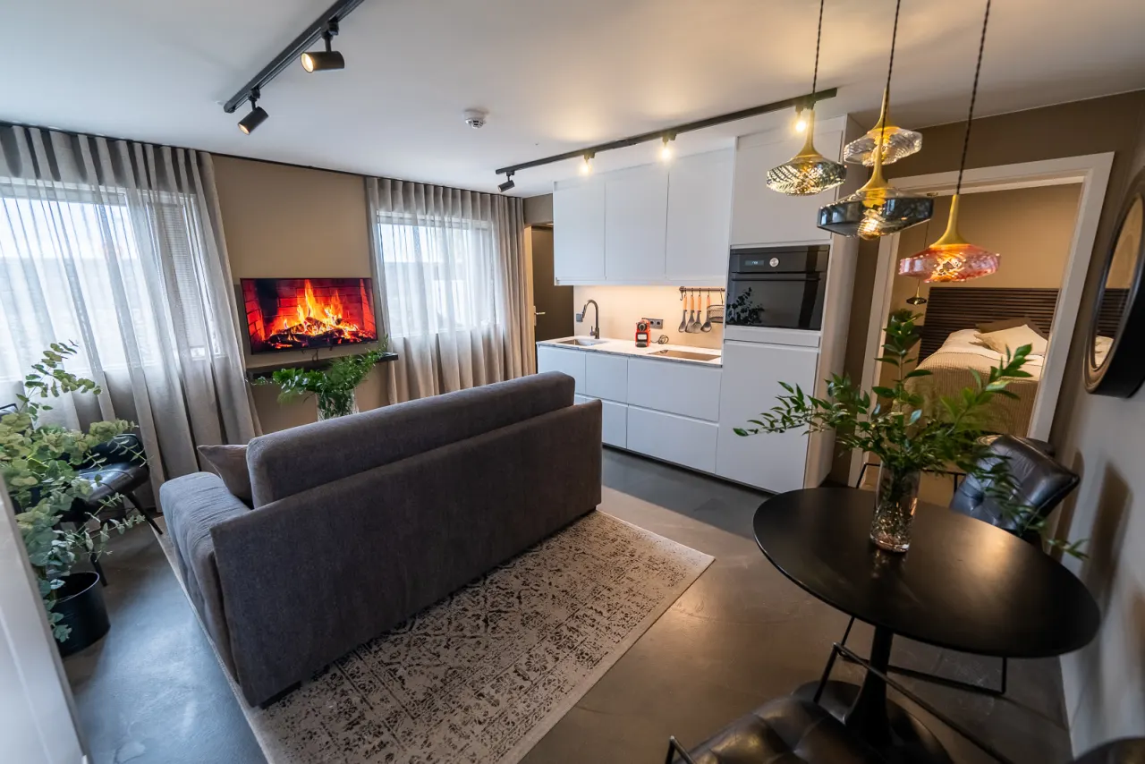 KLA Suites apartment photo 10
