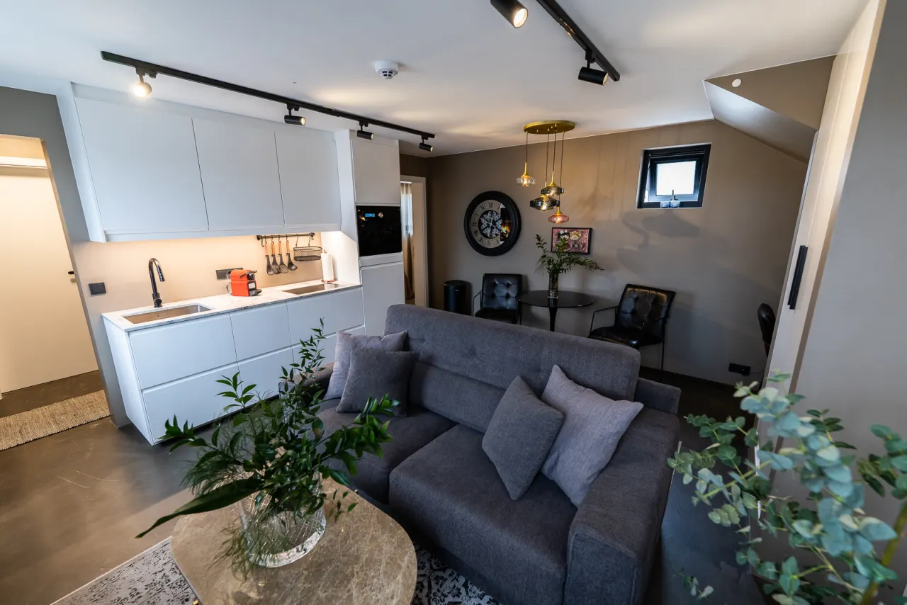 KLA Suites apartment photo 9